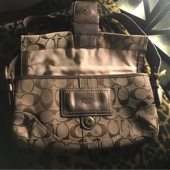 Coach Handbag 👜 - Picture 5 of 12